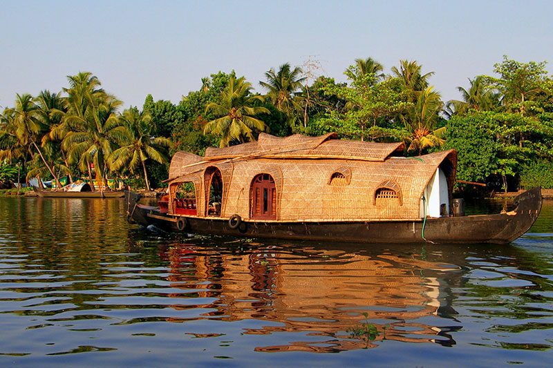 3NT & 4DYS AMAZING KERALA PKG